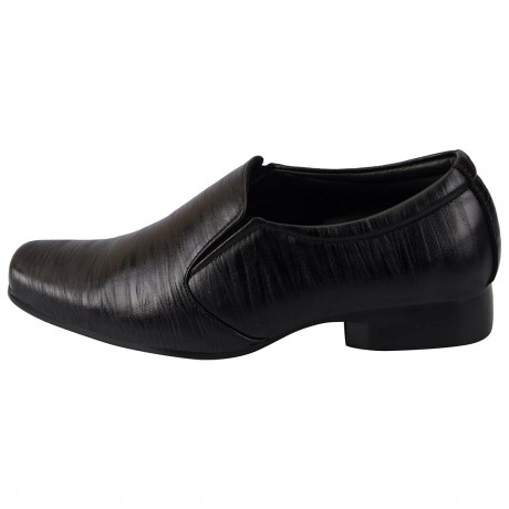 Bata Black leather formal shoe for Men